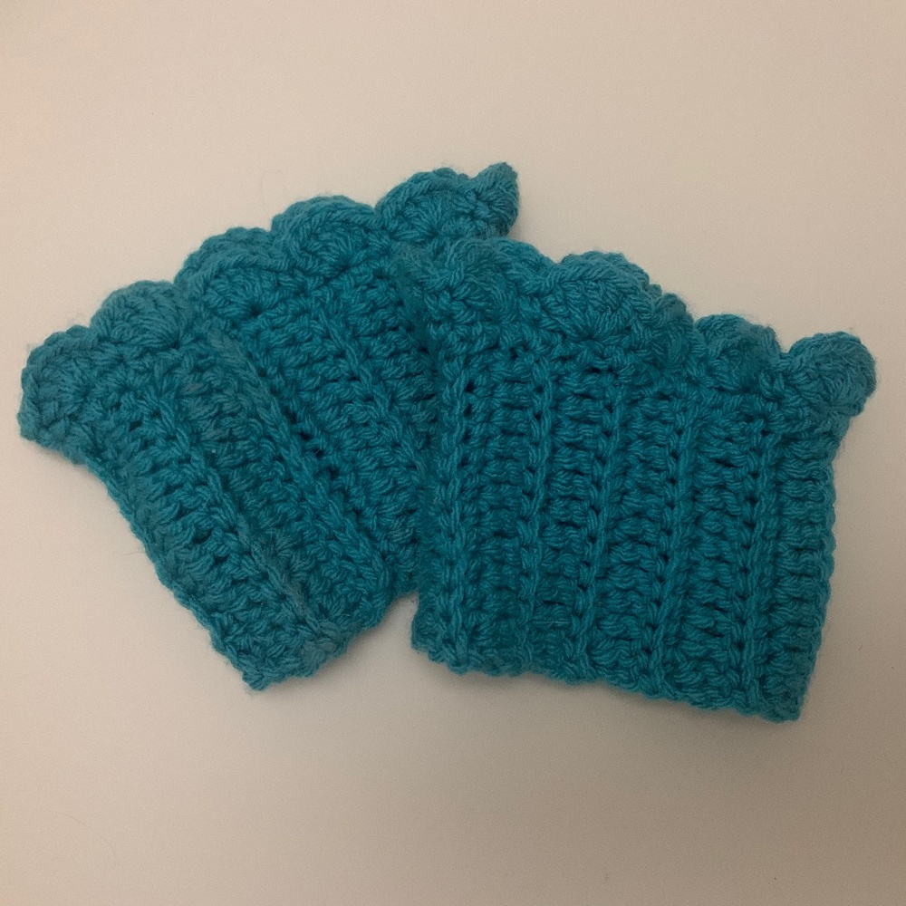 Turquoise/Teal Scalloped Boot Cuff- Knitted Topper